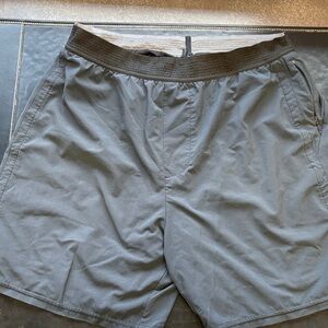 Men's Rhône Athletic Elastic Waist Charcoal Gray Shorts